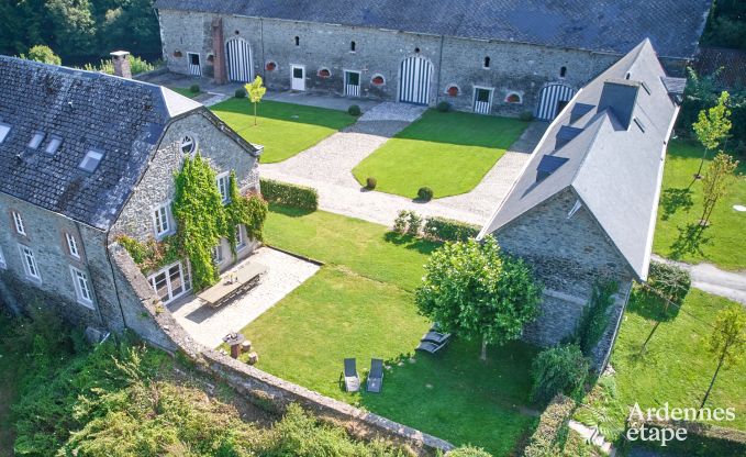 Kasteel in Bastogne voor 30 personen in de Ardennen