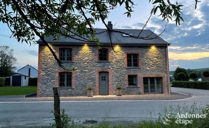 Knap gerestaureerd vakantiehuis in Bastogne, Ardennen