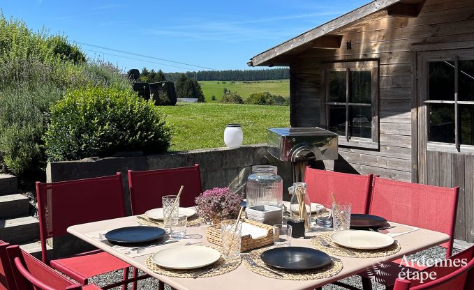 Vakantiewoning met zwembad in Bivre, Ardennen