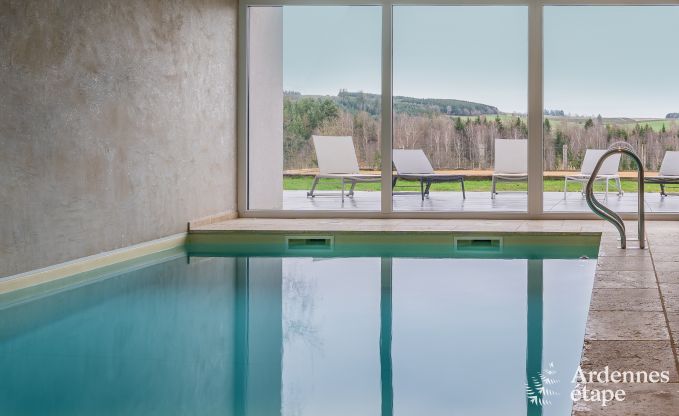 luxe villa in Houffalize: accommodatie voor 18 personen met zwembad, sauna en priv tuin in de Ardennen