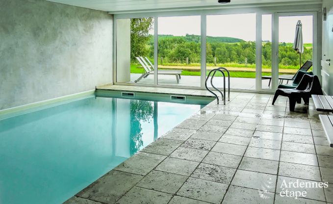 luxe villa in Houffalize: accommodatie voor 18 personen met zwembad, sauna en priv tuin in de Ardennen