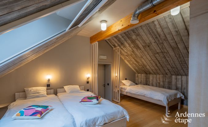 luxe villa in Houffalize: accommodatie voor 18 personen met zwembad, sauna en priv tuin in de Ardennen