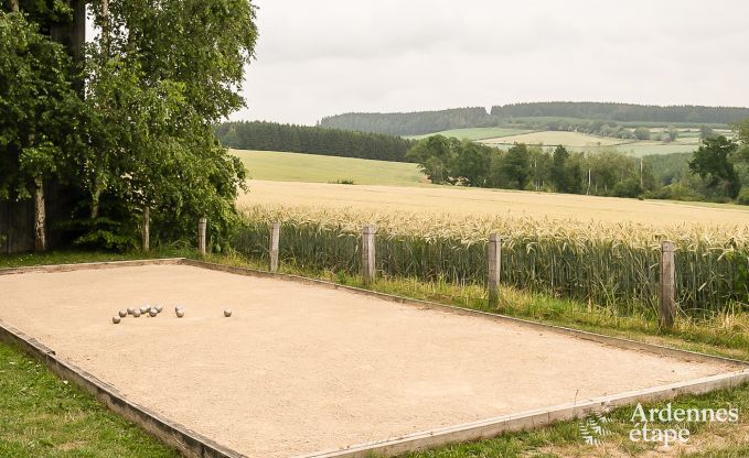 luxe villa in Houffalize: accommodatie voor 18 personen met zwembad, sauna en priv tuin in de Ardennen