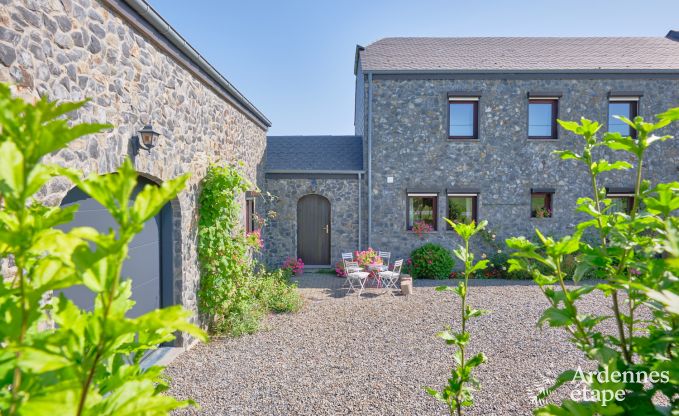 Moderne vakantiewoning in La Roche-en-Ardenne met tuin en terras