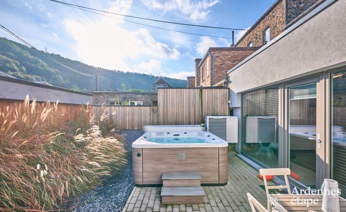 Vakantiewoning met jacuzzi in Marchin, Ardennen