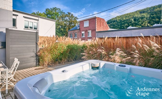 Vakantiewoning met jacuzzi in Marchin, Ardennen