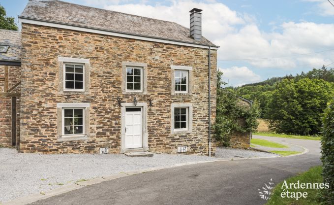 Hondvriendelijke vakantiewoning in Redu, Ardennen