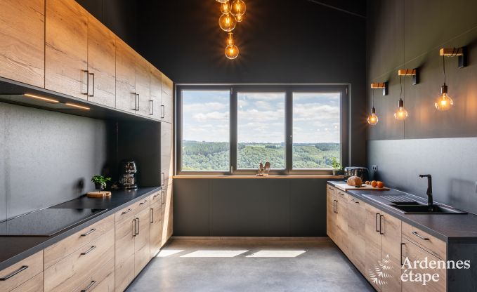 Moderne vakantiewoning met 5 slaapkamers in Rochehaut, Ardennen