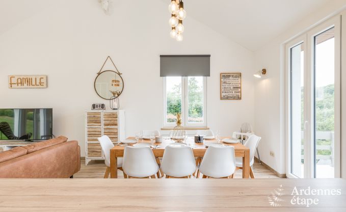 Moderne vakantiewoning in Rochehaut in de Ardennen