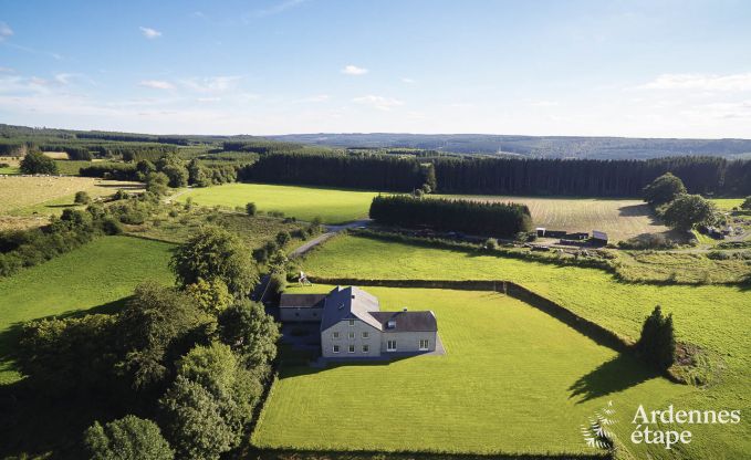 Luxe villa in Saint-Hubert voor 29 personen in de Ardennen