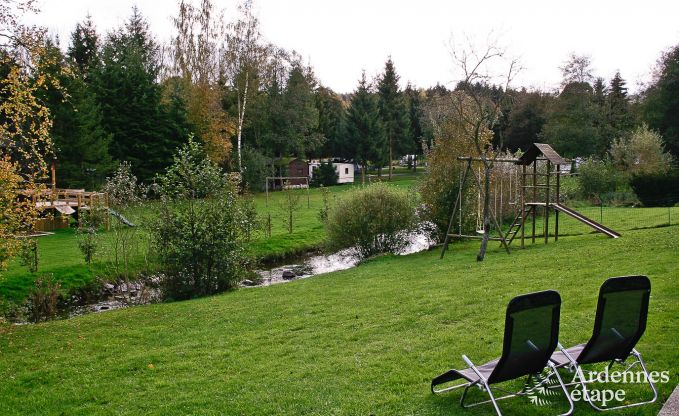 Vakantiehuis in Sainte-Ode: ontspanning aan het water voor 6 personen in de Belgische Ardennen