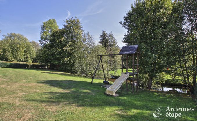 Vakantiehuis in Sainte-Ode: oase van rust voor 8 personen met terras en tuin in de Ardennen