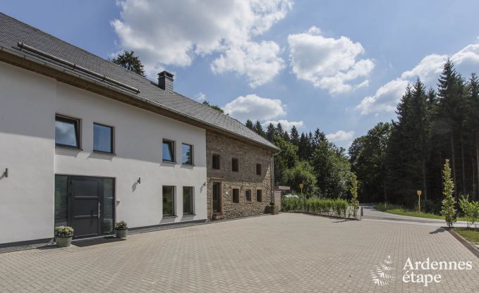 Vakantiehuis in St Vith voor 28 personen in de Ardennen