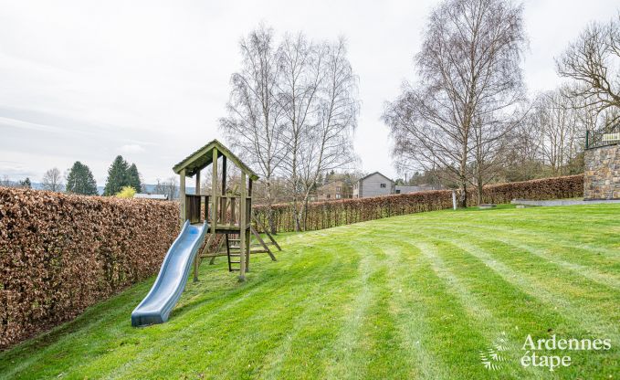 Gerenoveerde vakantiehuis voor gezinnen in het centrum van Stoumont, Hoge Venen