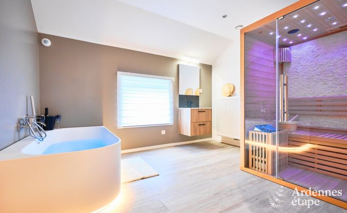 Vakantiewoning met sauna en bubbelbad in Trois-Ponts, Hoger Venen