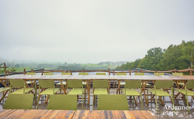 Ruime vakantiewoning in chaletstijl met zwembad in Trois-Ponts, Ardennen