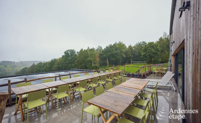 Ruime vakantiewoning in chaletstijl met zwembad in Trois-Ponts, Ardennen