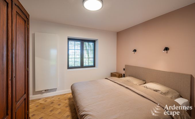 Comfortabel chalet in Vencimont voor 10 personen met moderne voorzieningen en privtuin in de Ardennen